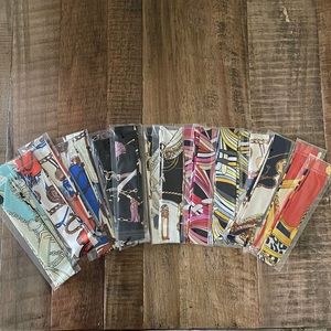 18pc. Multi-use scarves